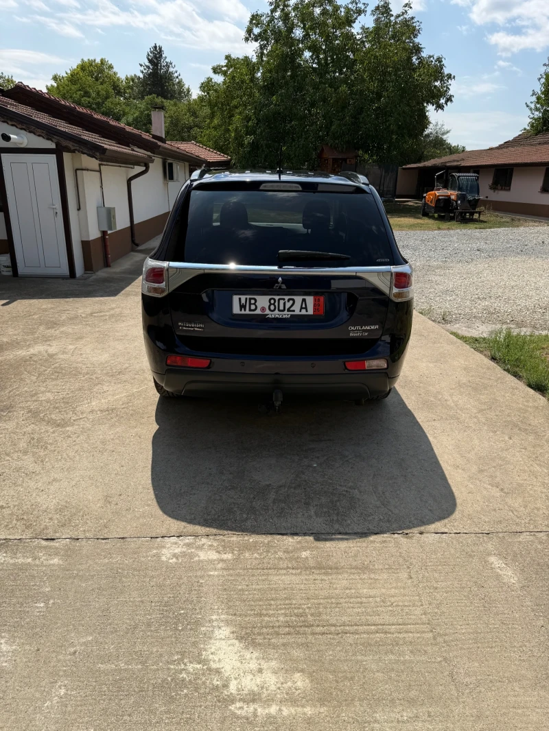 Mitsubishi Outlander 2.2DI-D, снимка 5 - Автомобили и джипове - 53314007