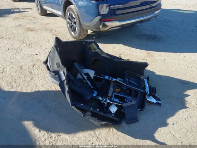 Kia Sorento S* 2.5L 191HP* Фиксирана цена* Клип на мотор, снимка 12 - Автомобили и джипове - 53136444