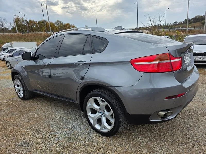 BMW X6 3.0D, снимка 2 - Автомобили и джипове - 55358179