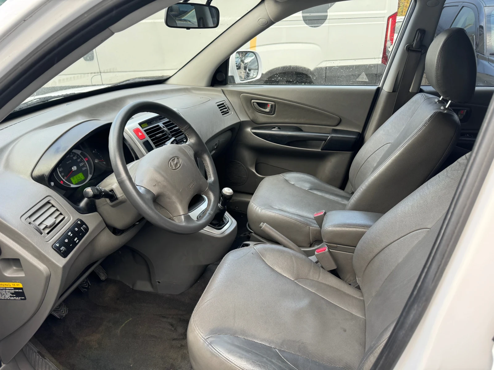 Hyundai Tucson 2.0i 4х4 LPG 140hp-3.2010г-Клима-Кожа-Парктроник - изображение 8