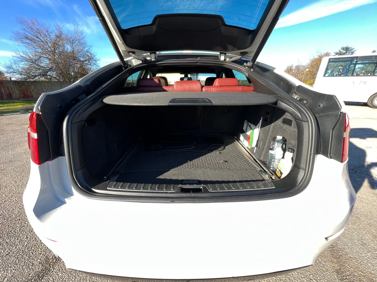 BMW X6 4.0d ЧЕРВЕН САЛОН - изображение 5