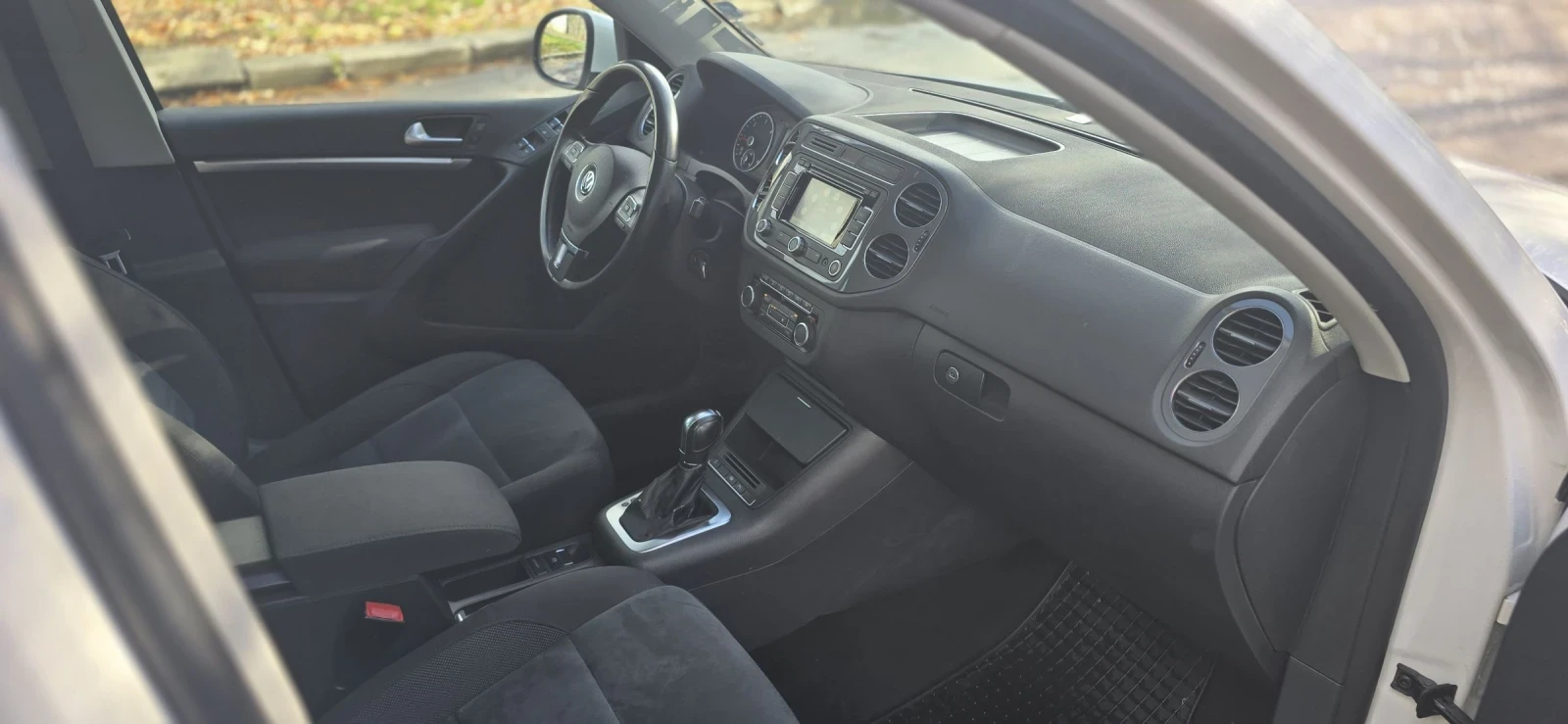 VW Tiguan PERFEKTNO - изображение 9