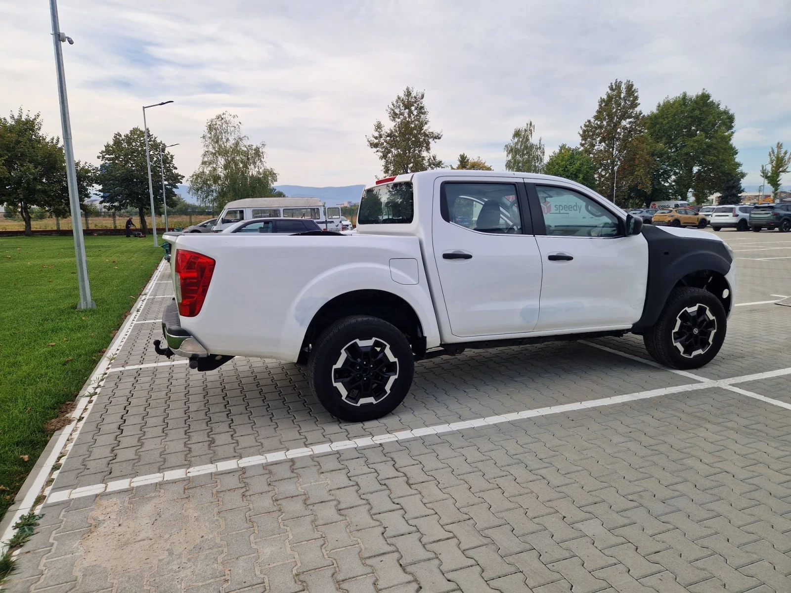 Nissan Navara Джип, снимка 8 - Автомобили и джипове - 56588742
