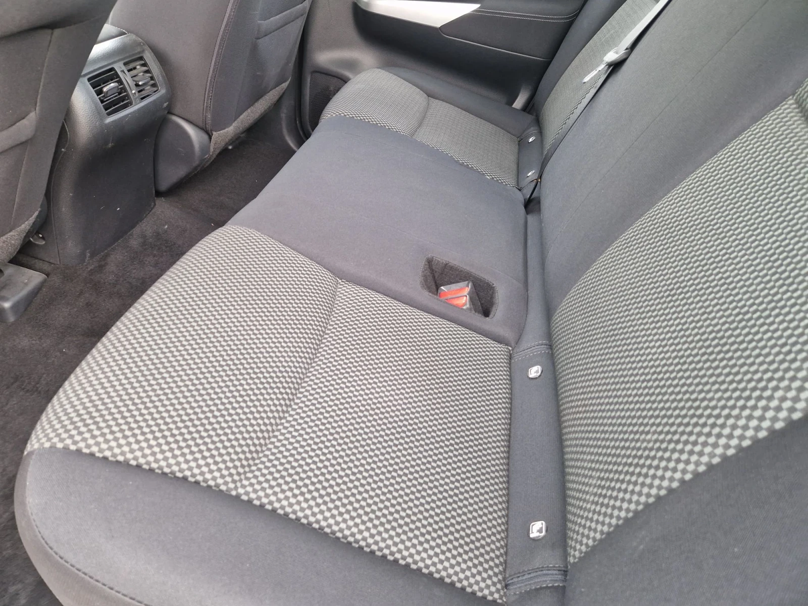 Nissan Navara Джип, снимка 4 - Автомобили и джипове - 56588742