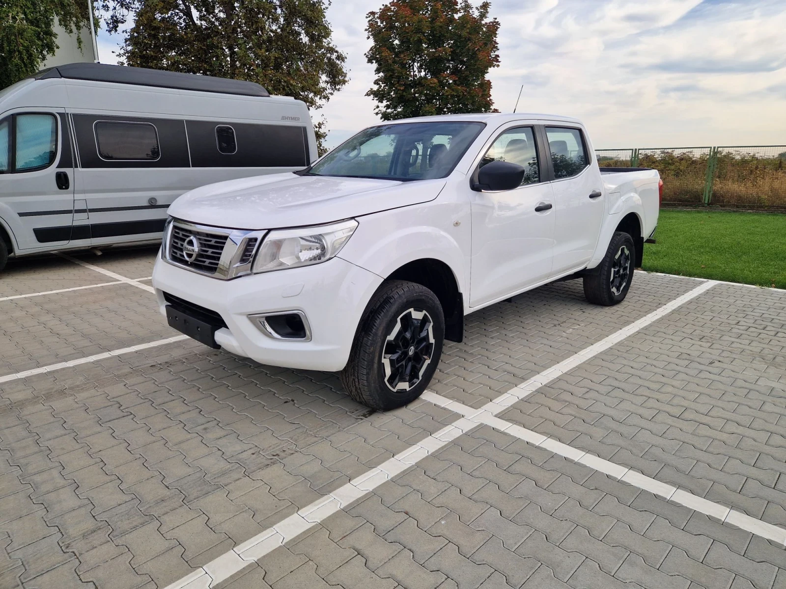 Nissan Navara Джип