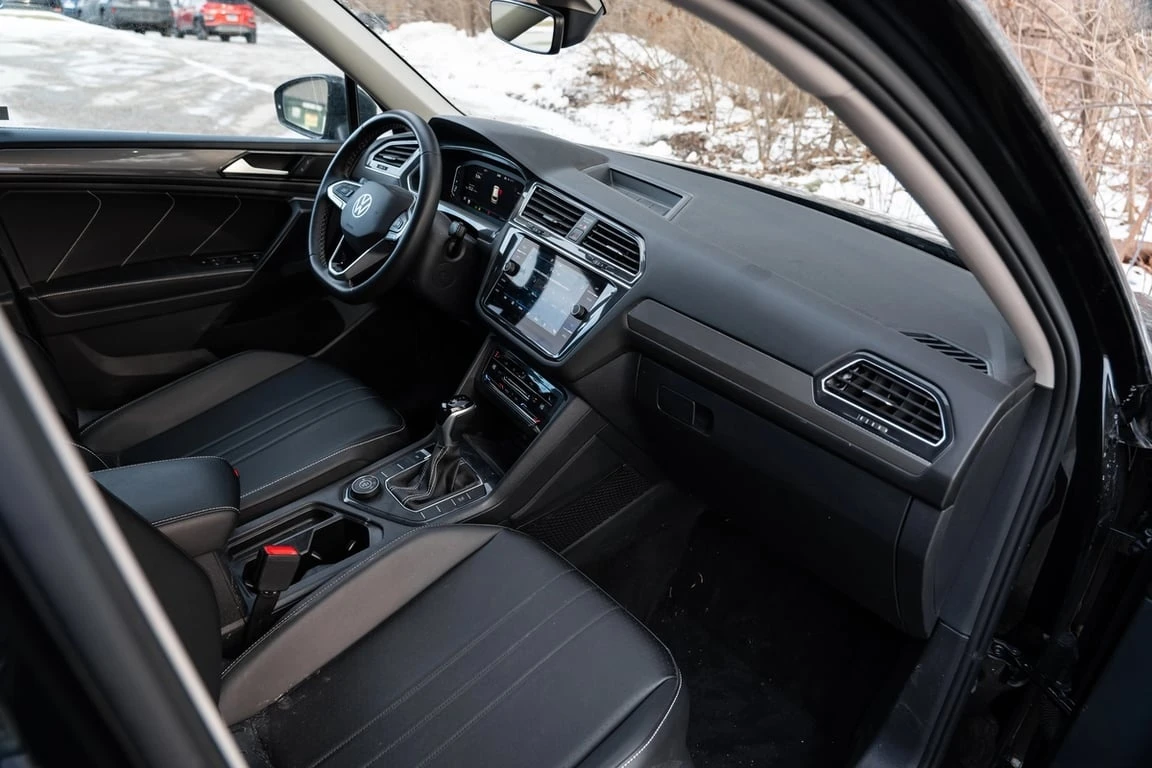 VW Tiguan 2023 Comfortline* CARFAX * ��� ������������ ������ | Mobile.bg � ����������� 14