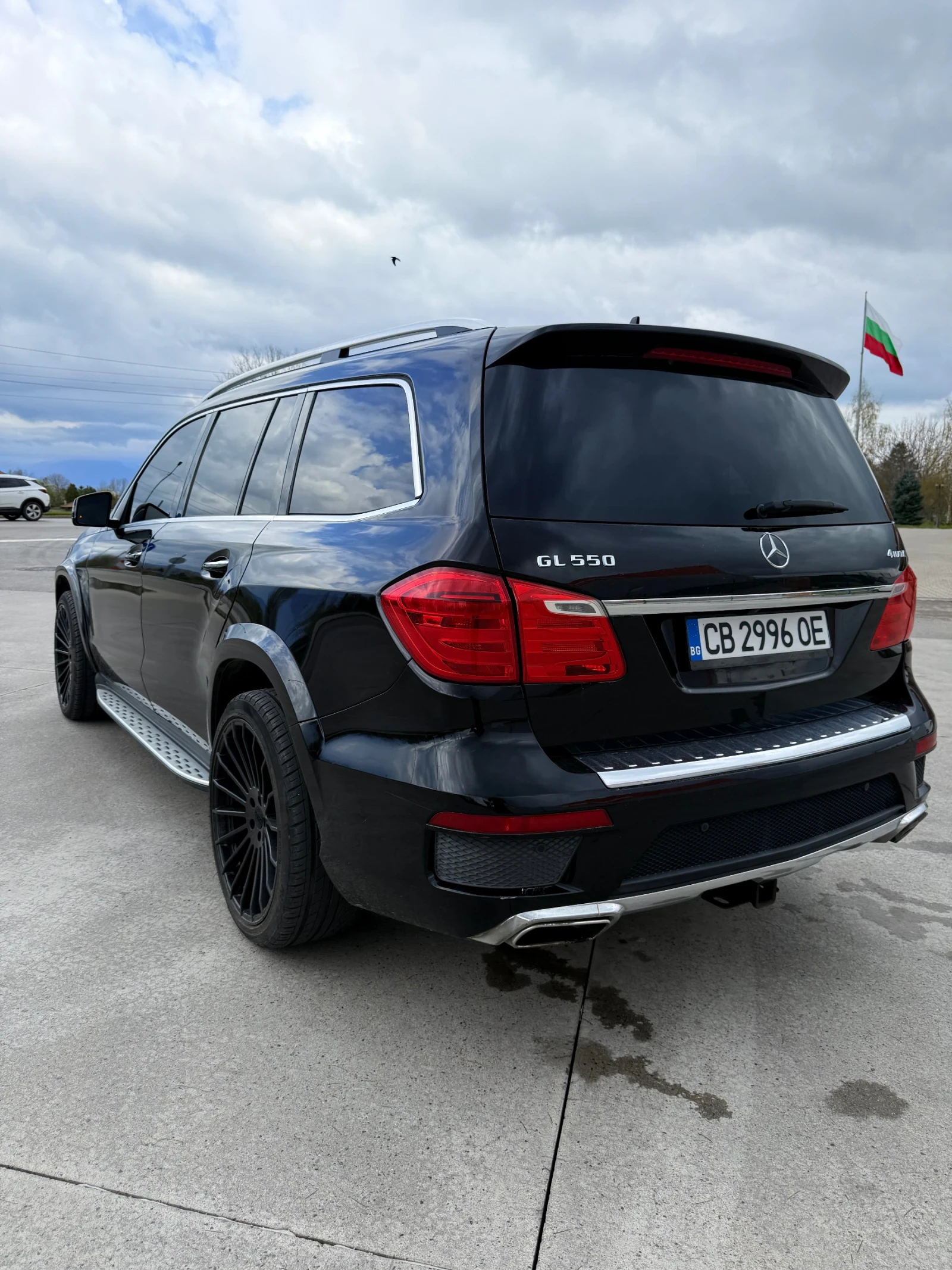 Mercedes-Benz GL 550 4, 7, снимка 6 - Автомобили и джипове - 54237515