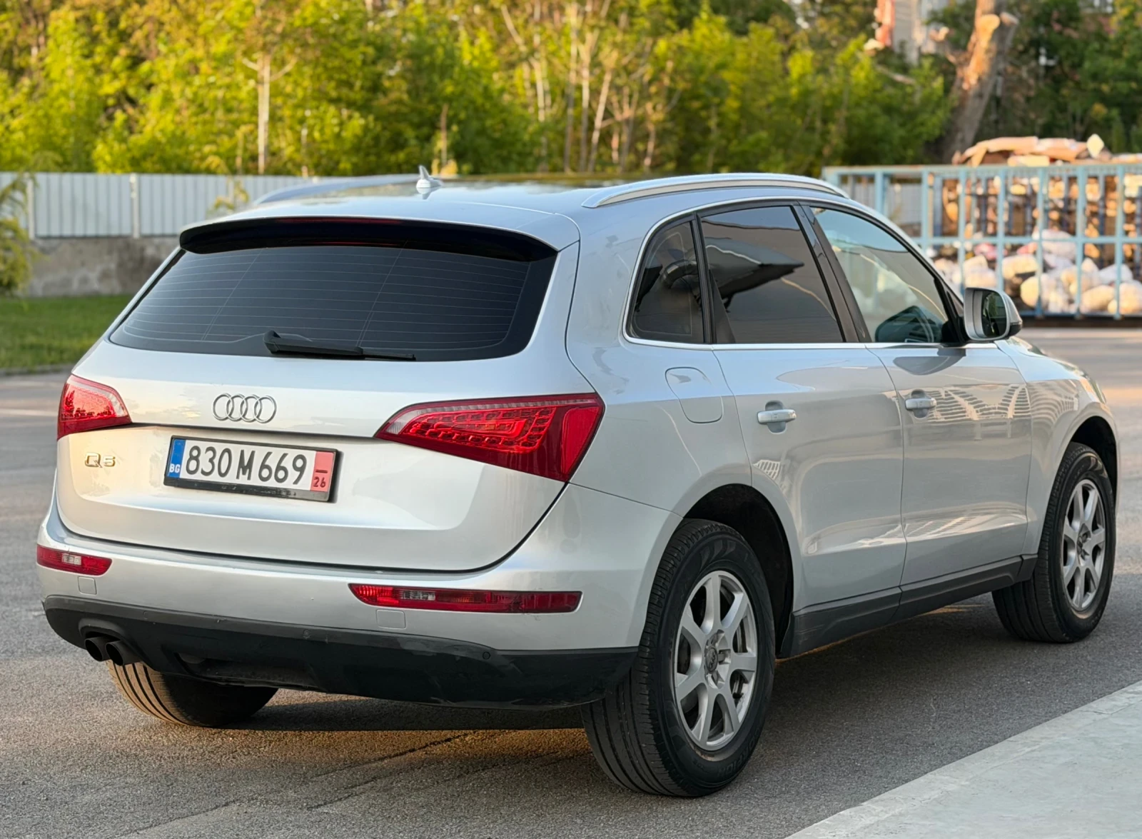 Audi Q5 2.0TDI/quattro/pano/navi/podgrev/koja, снимка 5 - Автомобили и джипове - 54430006