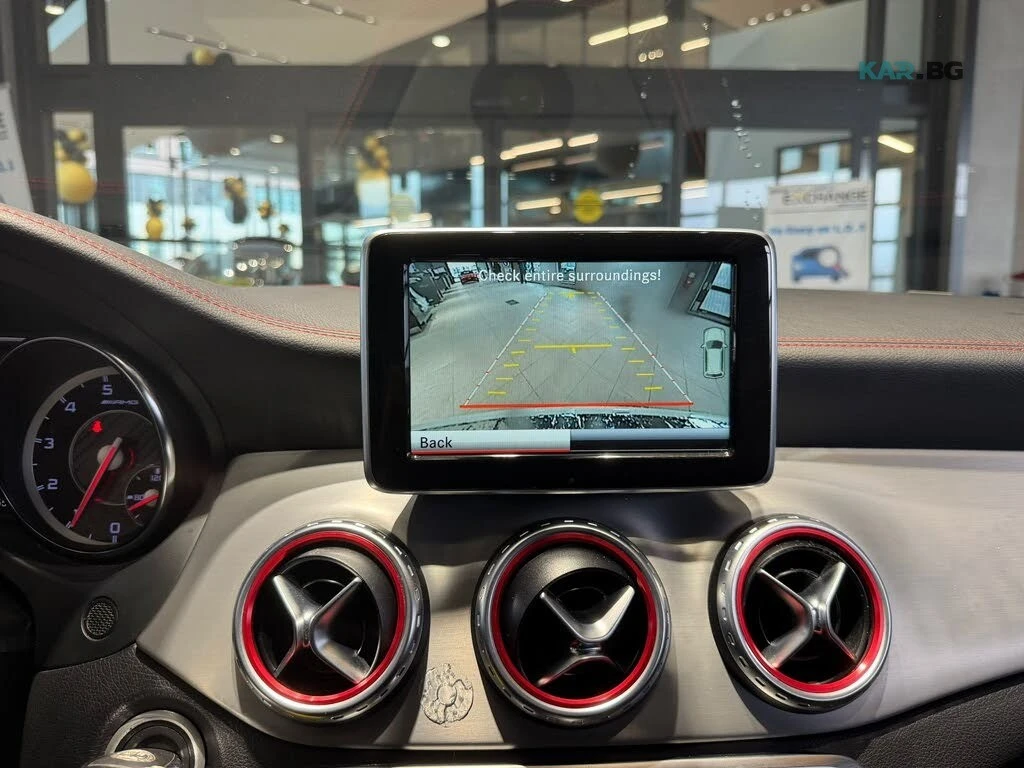 Mercedes-Benz GLA 45 AMG 4MATIC * FULL * АвтоКредит* (ЦЕНА ДО БГ), снимка 14 - Автомобили и джипове - 54599383