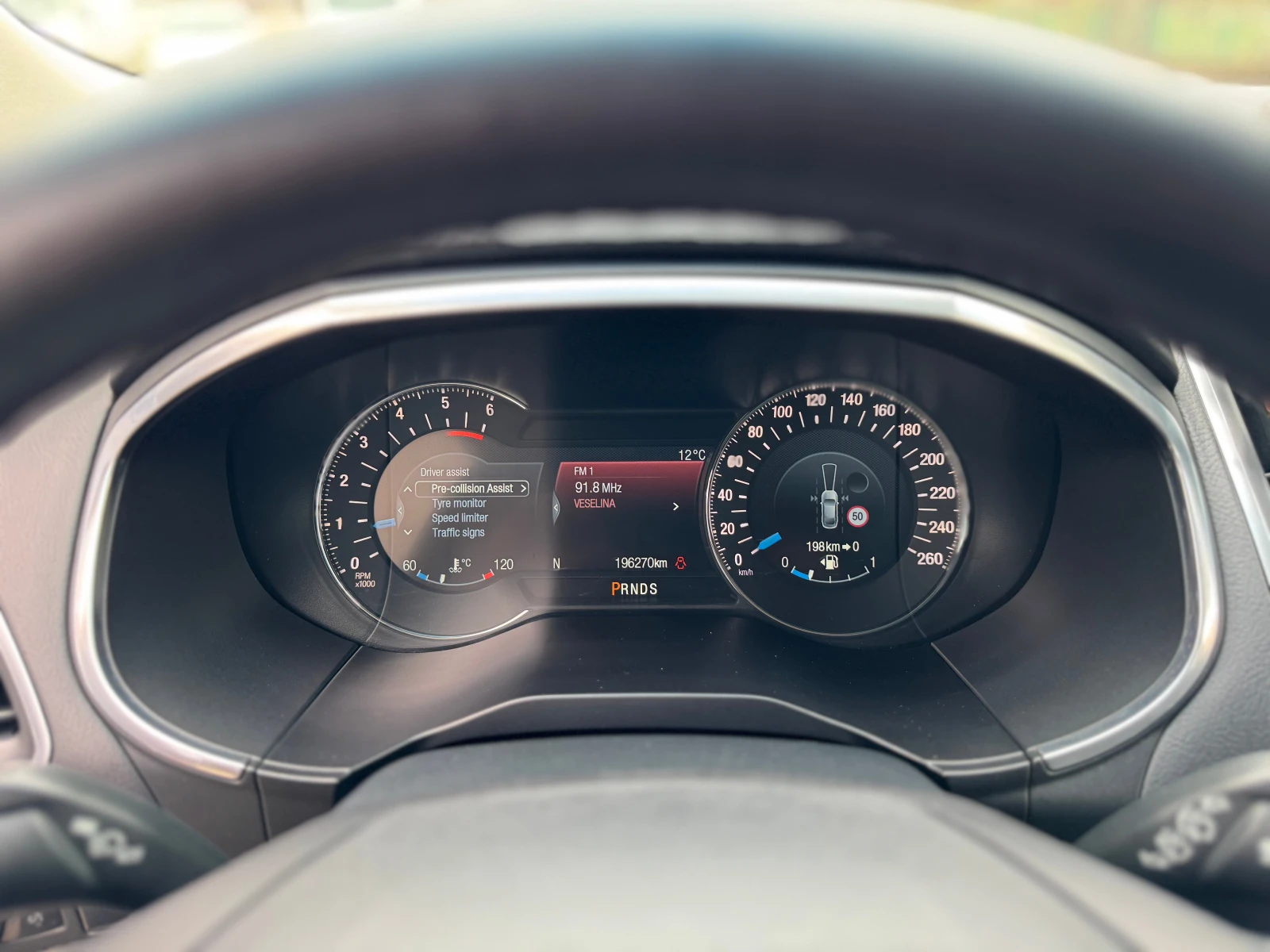 Ford Kuga Edge 2.0TDCI * TITANIUM* NAVI* DISTRONIC* 4X4, снимка 14 - Автомобили и джипове - 54833708