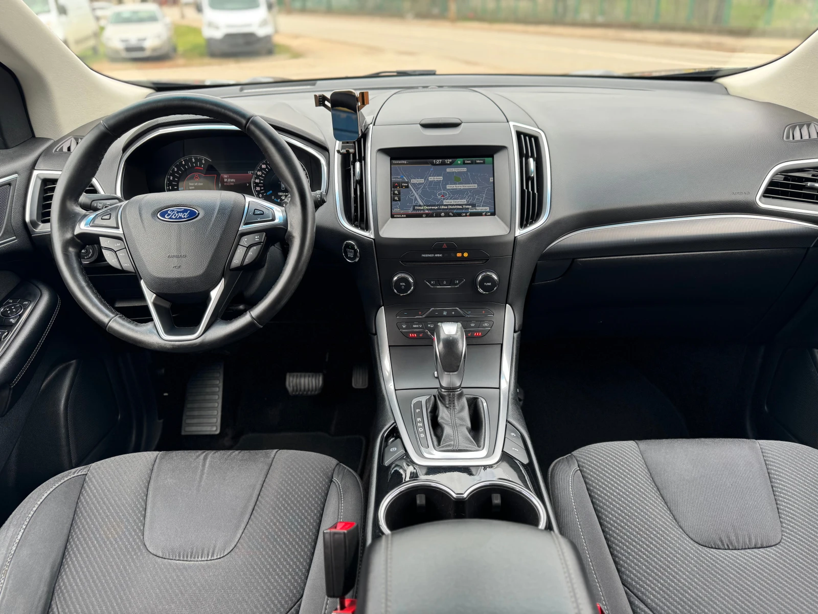 Ford Kuga Edge 2.0TDCI * TITANIUM* NAVI* DISTRONIC* 4X4, снимка 12 - Автомобили и джипове - 54833708