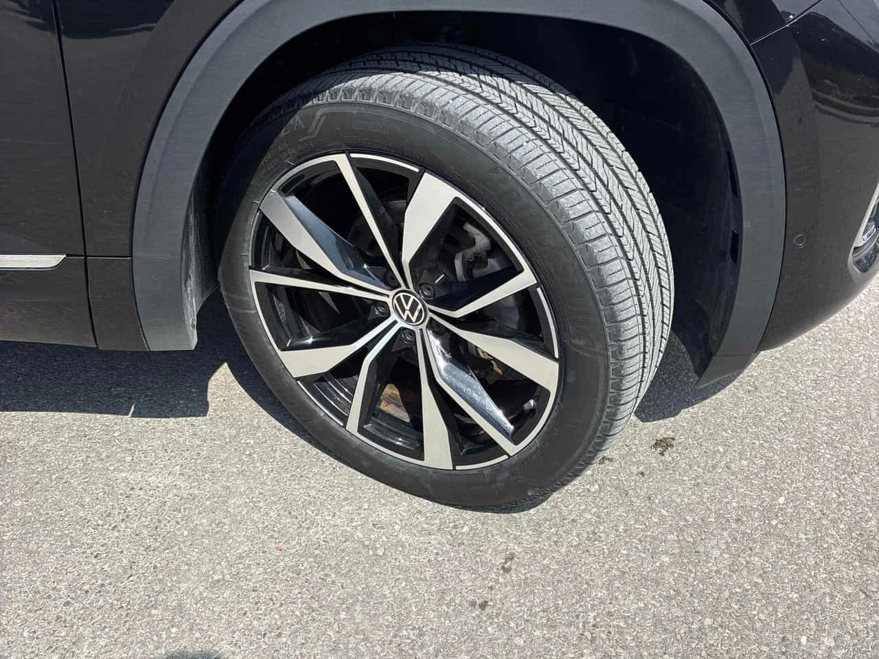 VW Atlas  Execline R-LINE | 360 | HEAD-UP | PANO | NAVI , снимка 7 - Автомобили и джипове - 54959413