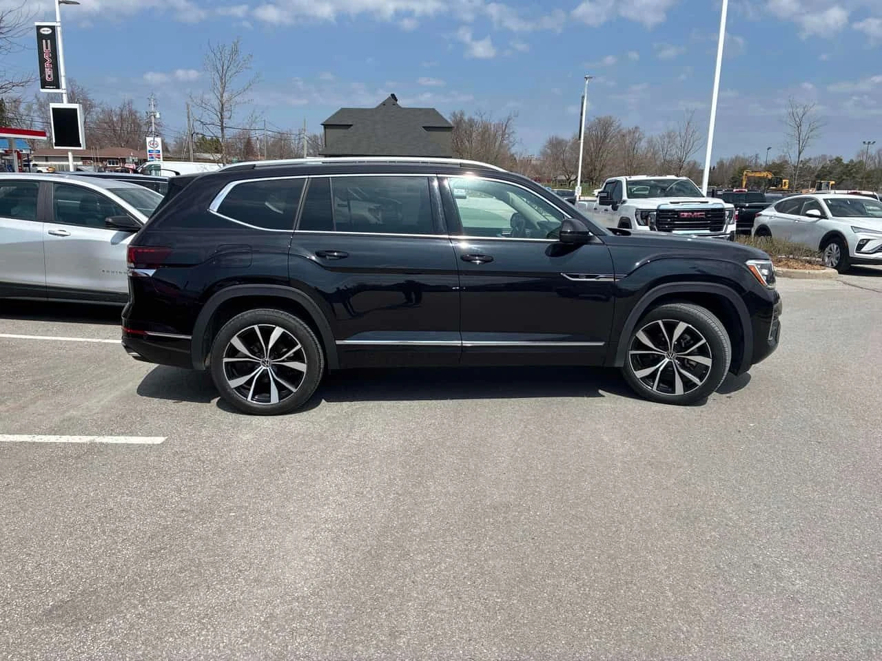 VW Atlas  Execline R-LINE | 360 | HEAD-UP | PANO | NAVI , снимка 3 - Автомобили и джипове - 54959413
