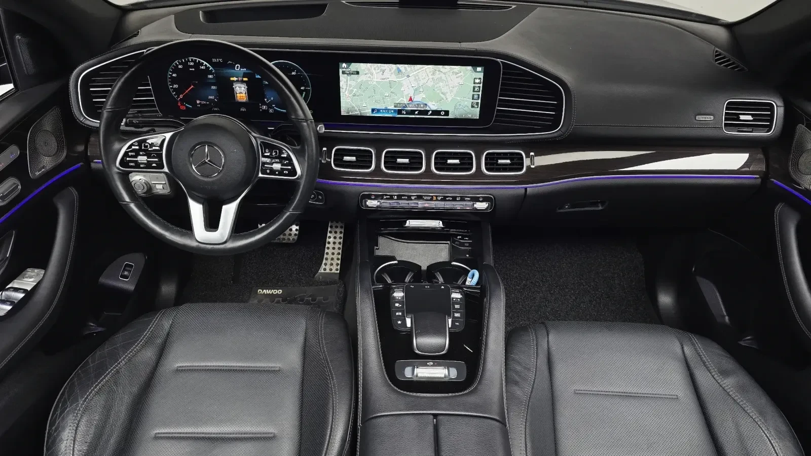 Mercedes-Benz GLE 400 4MATIC COUPE AMG PACK| BURMESTER| DISTRONIC| ПАНO , снимка 14 - Автомобили и джипове - 55145230