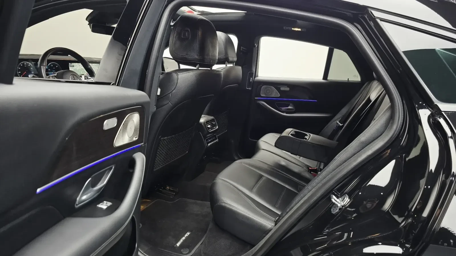 Mercedes-Benz GLE 400 4MATIC COUPE AMG PACK| BURMESTER| DISTRONIC| ПАНO , снимка 6 - Автомобили и джипове - 55145230