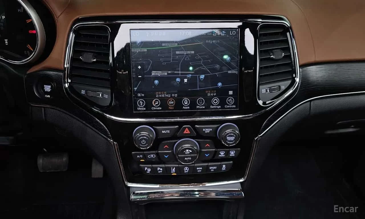 Jeep Cherokee 3.6 Summit * ДИСТРОНИК/ОБДУХ/ФИНАНСИРАНЕ, снимка 14 - Автомобили и джипове - 55565909