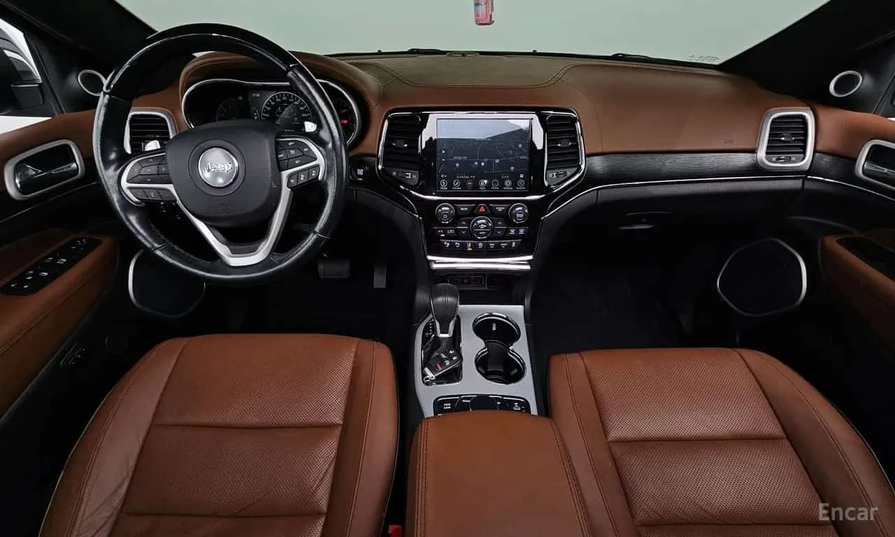 Jeep Cherokee 3.6 Summit * ДИСТРОНИК/ОБДУХ/ФИНАНСИРАНЕ, снимка 7 - Автомобили и джипове - 55565909