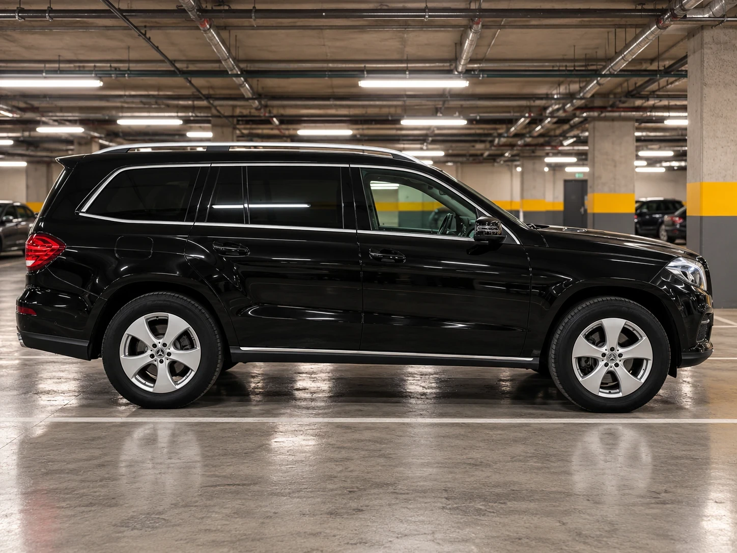 Mercedes-Benz GLS 350, снимка 9 - Автомобили и джипове - 56314186