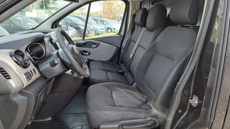 Renault Trafic ДВЕ СТРАНИЧНИ ВРАТИ, снимка 6 - Бусове и автобуси - 52437959