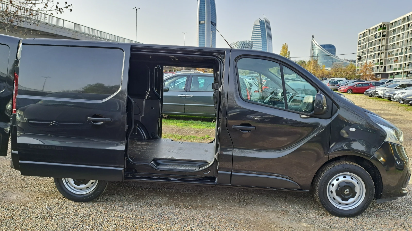 Renault Trafic    | Mobile.bg   11