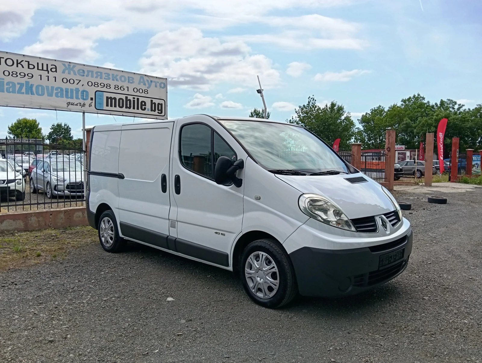 Renault Trafic 2.0 DCI, снимка 3 - Бусове и автобуси - 54881017