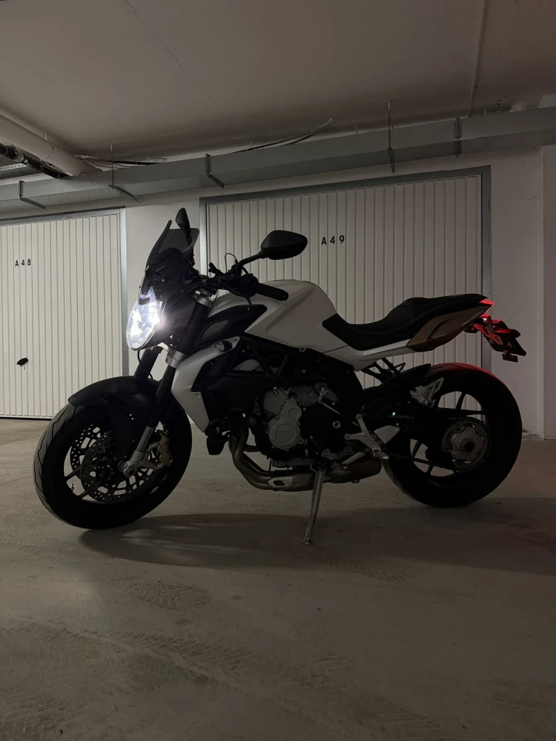 MV Agusta Brutale Stage 1 , снимка 7 - Мотоциклети и мототехника - 53394356