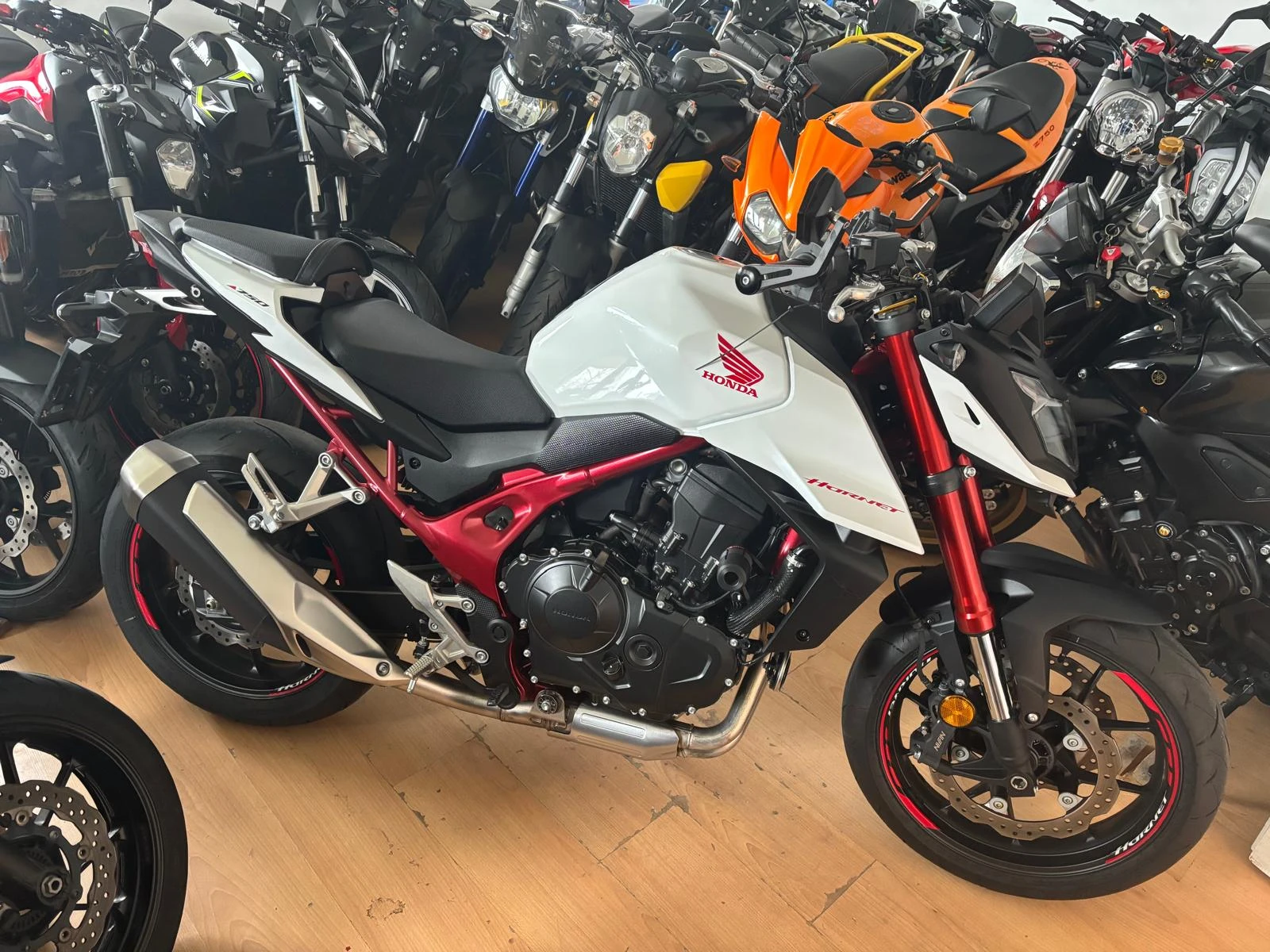 Honda Hornet 750 2024