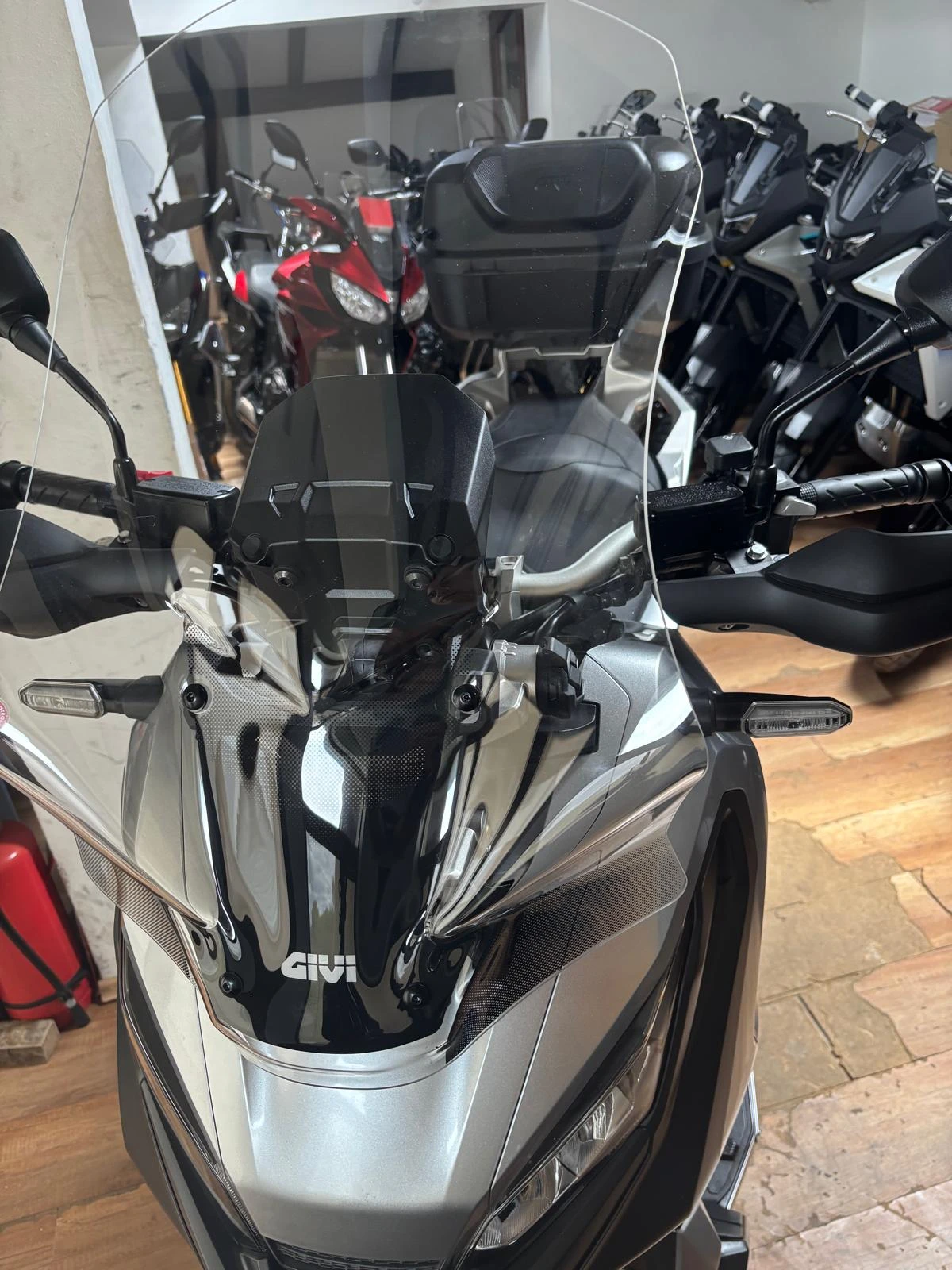 Honda X-ADV 750 ABS+ TRC + �krapovic ����� 2018-2020 | Mobile.bg � ����������� 8