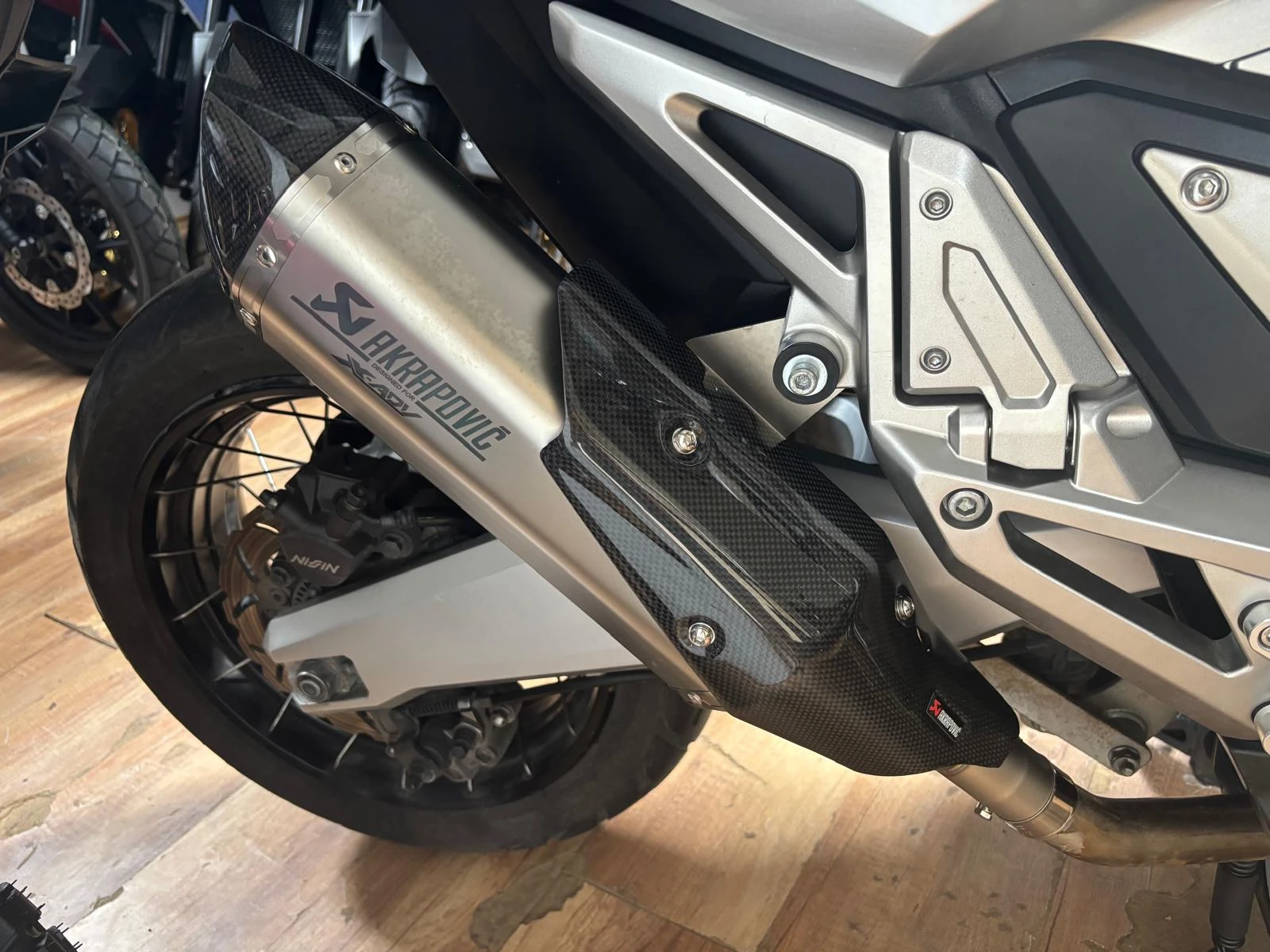 Honda X-ADV 750 ABS+ TRC + �krapovic ����� 2018-2020 | Mobile.bg � ����������� 11