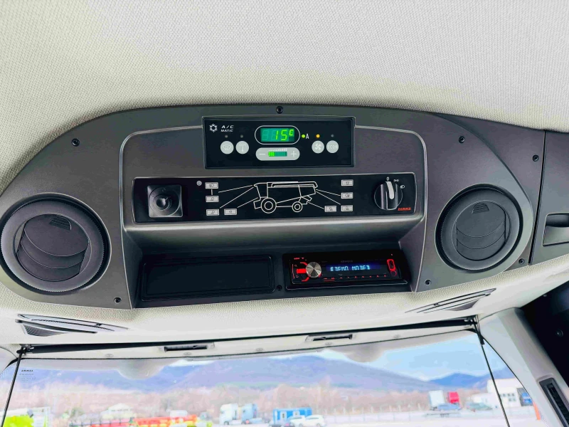 Комбайн Claas LEXION 770 TERRA TRAC + V 1050, снимка 13 - Селскостопанска техника - 50224287