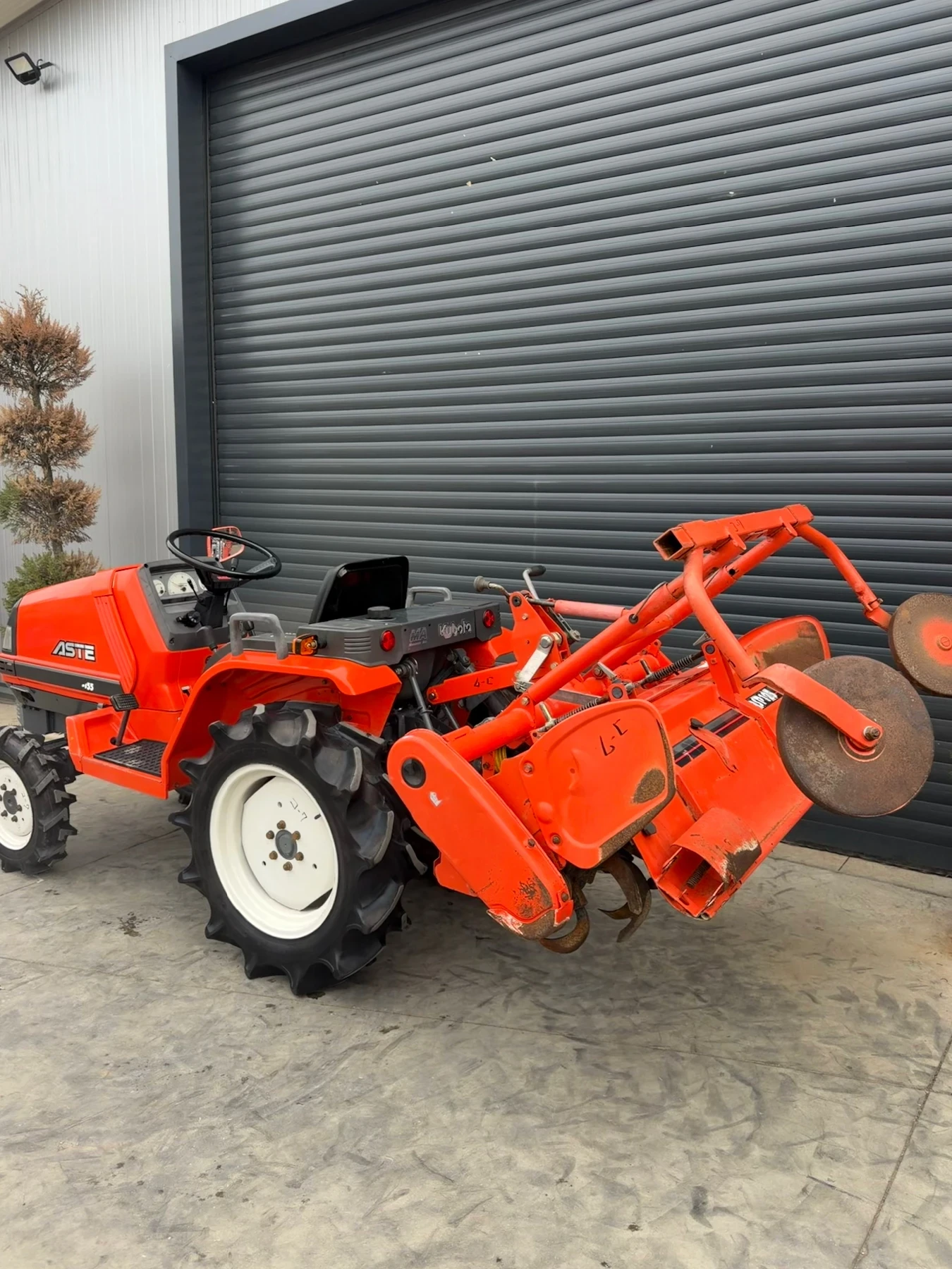 Трактор Kubota Aste A155 15.5кс., снимка 5 - Селскостопанска техника - 56728709