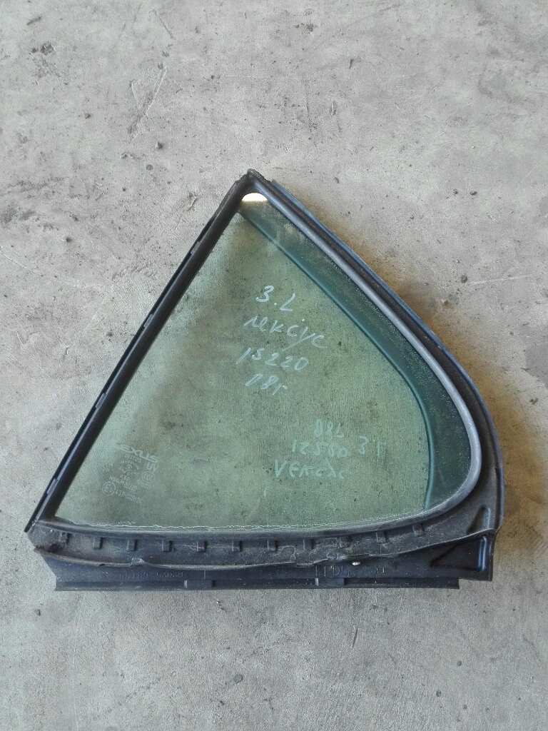 стъкло задно ляво триъгълно лексус ис220