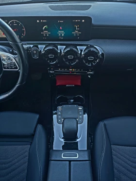 Mercedes-Benz A 180 Progressive / Digital MBUX, снимка 9