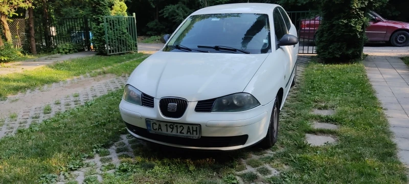 Seat Ibiza   1.2 12v, снимка 6 - Автомобили и джипове - 47195458