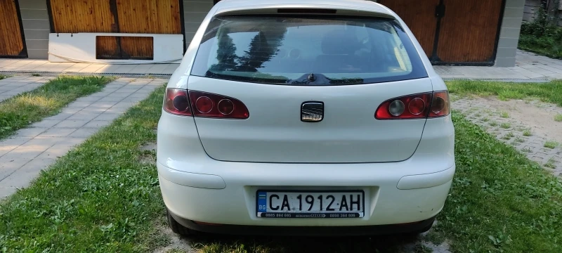 Seat Ibiza   1.2 12v, снимка 5 - Автомобили и джипове - 47195458