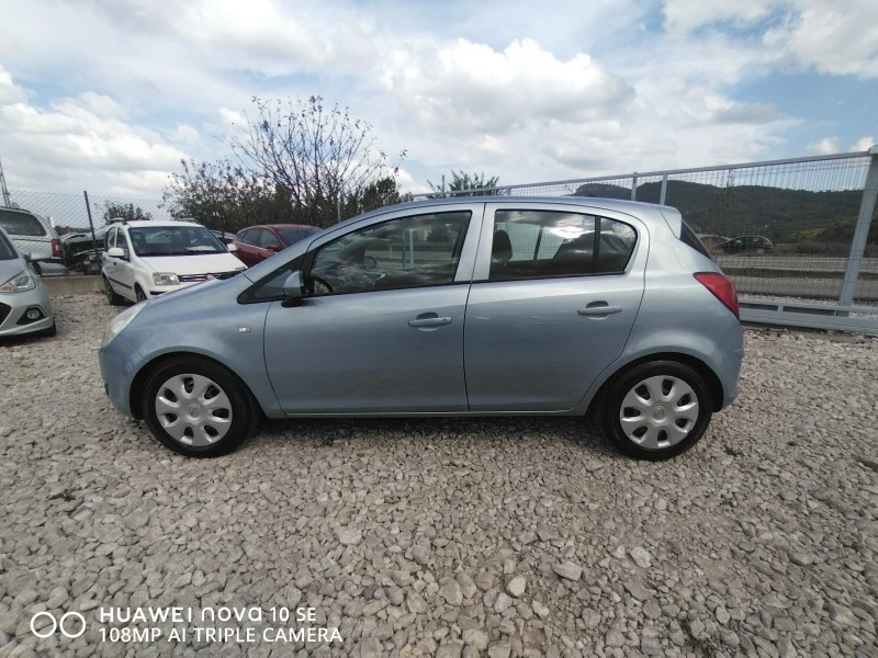 Opel Corsa 1.2 4 ЦИЛИНДРОВ, снимка 3 - Автомобили и джипове - 45743791