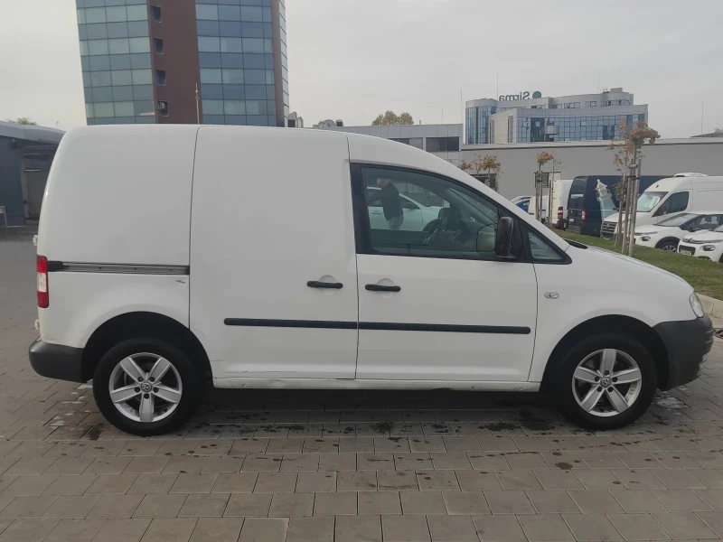 VW Caddy, снимка 2 - Автомобили и джипове - 47764170