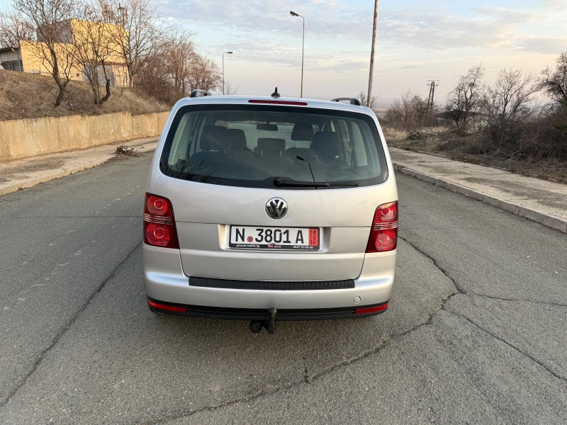 VW Touran 1900-105кс. 6 СКОРОСТИ ГЕРМАНИЯ, снимка 8 - Автомобили и джипове - 48883288