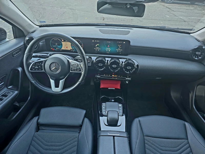Mercedes-Benz A 180 Progressive / Digital MBUX, снимка 8 - Автомобили и джипове - 52807430