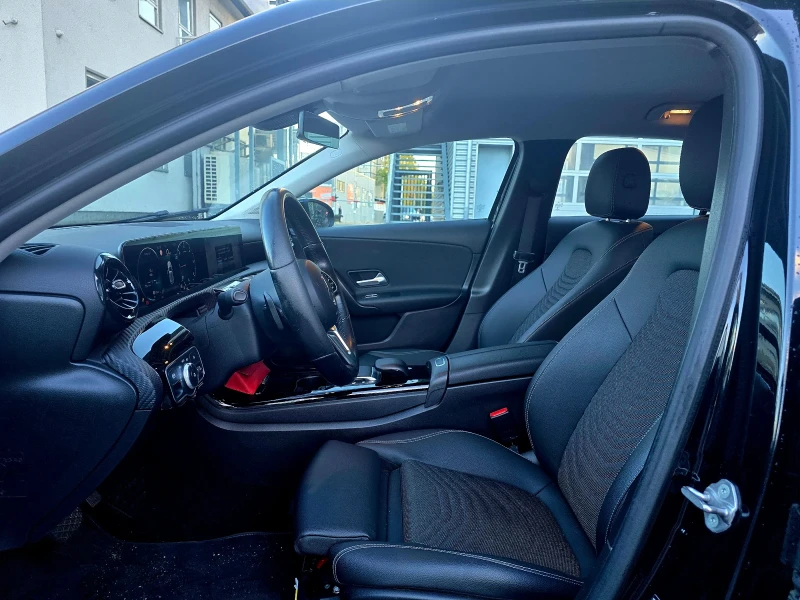 Mercedes-Benz A 180 Progressive / Digital MBUX, снимка 6 - Автомобили и джипове - 52807430