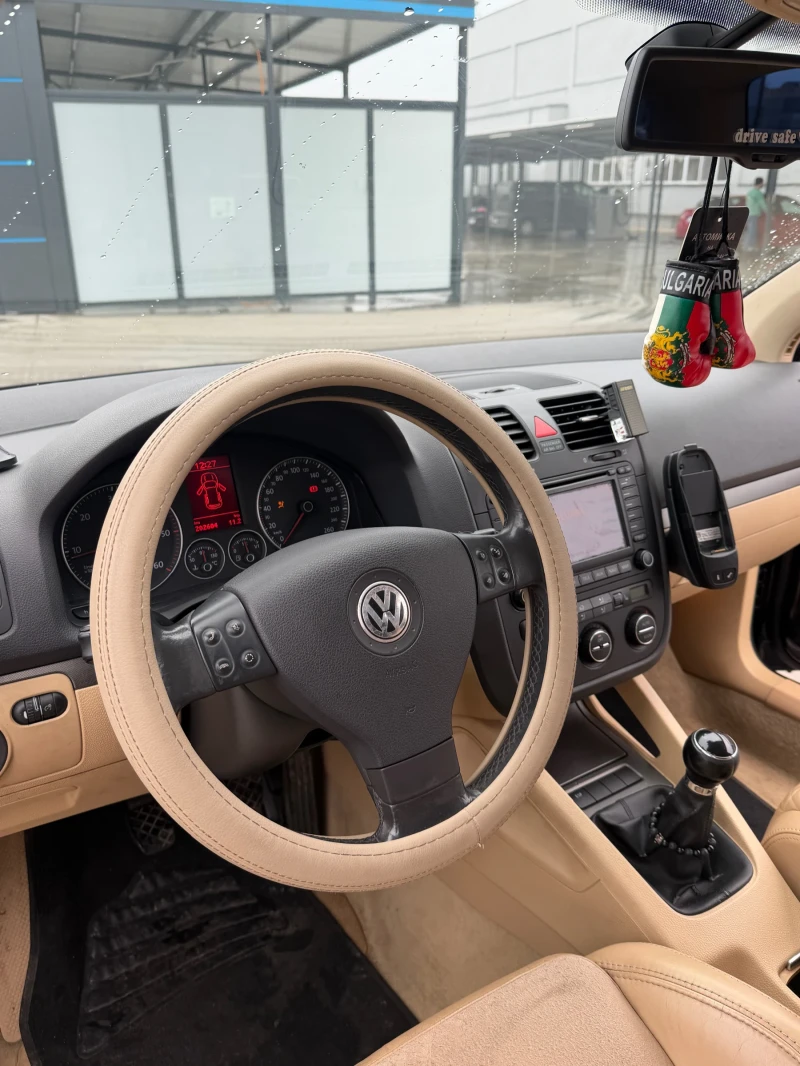 VW Golf, снимка 3 - Автомобили и джипове - 52824939