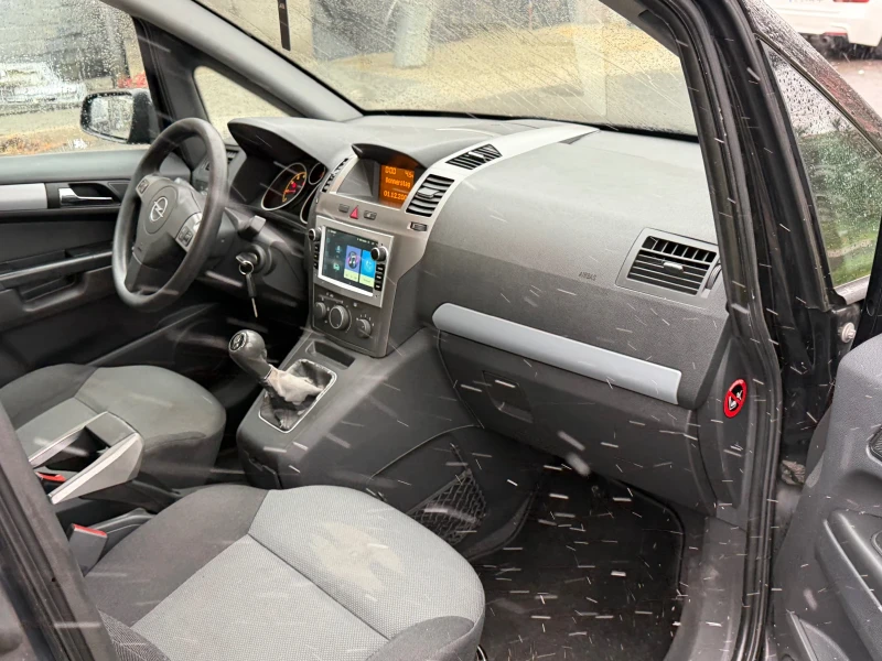 Opel Zafira 1, 8 140кс, снимка 7 - Автомобили и джипове - 53064119