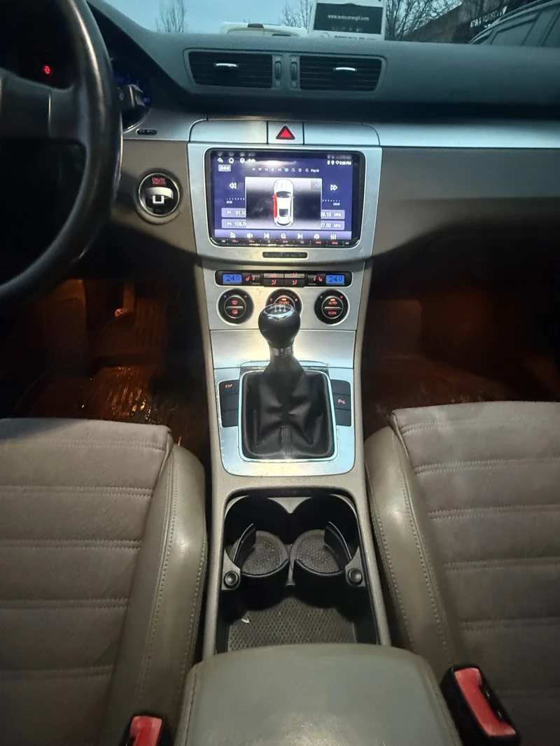 VW Passat B6, снимка 11 - Автомобили и джипове - 53298325