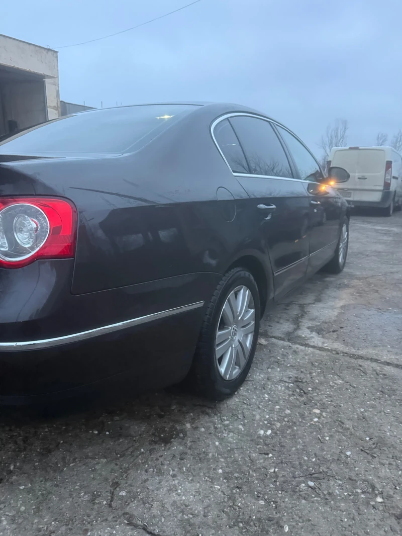 VW Passat B6, снимка 4 - Автомобили и джипове - 53298325