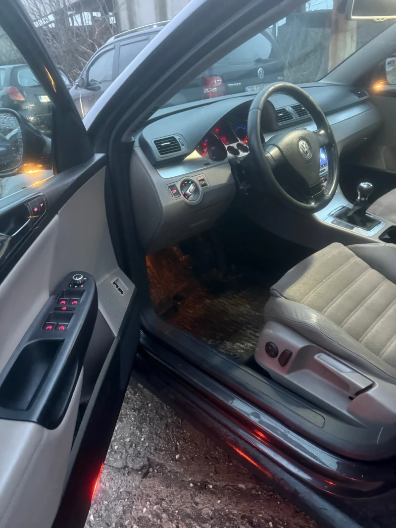 VW Passat B6, снимка 10 - Автомобили и джипове - 53298325