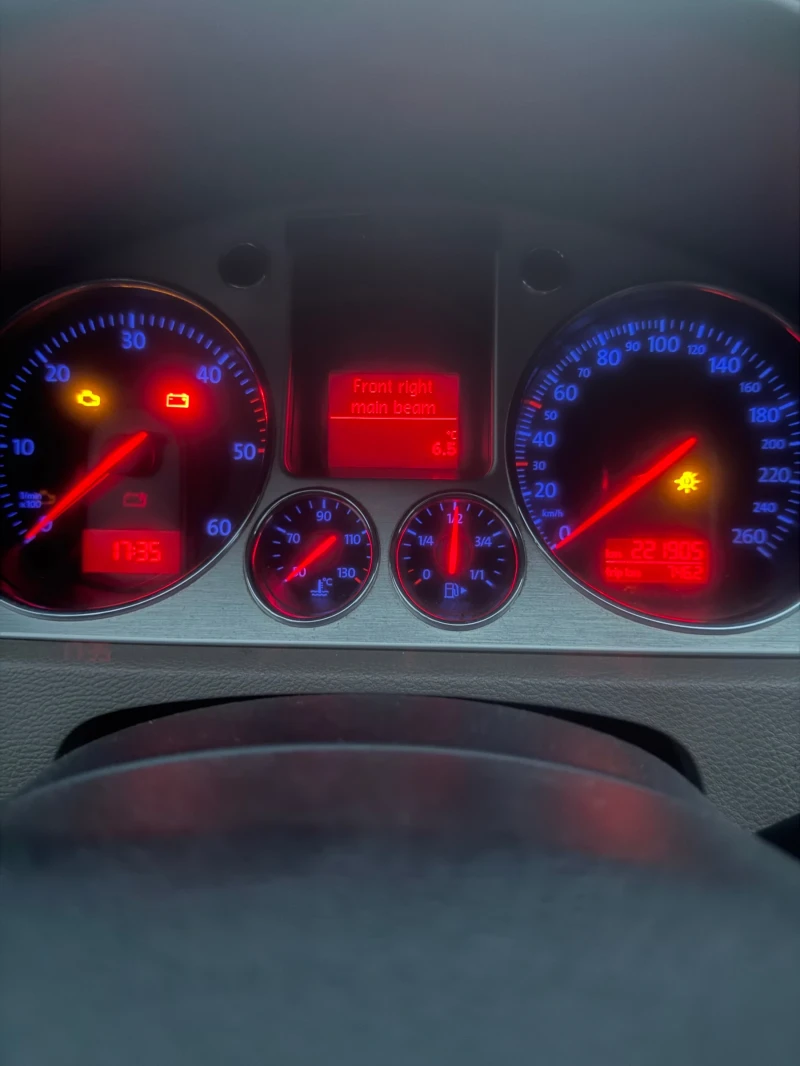 VW Passat B6, снимка 14 - Автомобили и джипове - 53298325