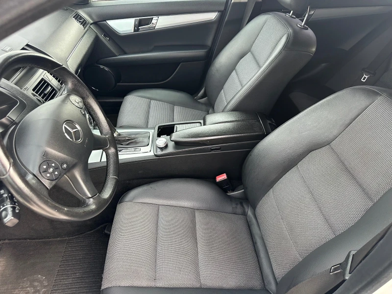 Mercedes-Benz C 180 AUTOMATIC GAZ, снимка 10 - Автомобили и джипове - 53442658