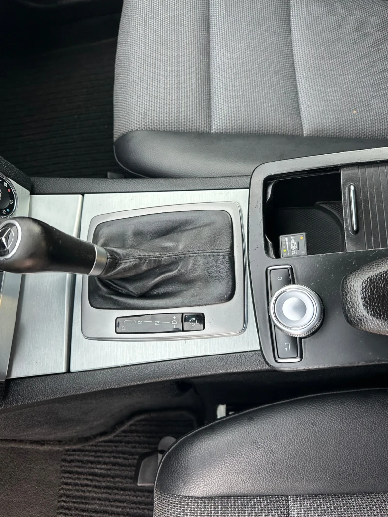 Mercedes-Benz C 180 AUTOMATIC GAZ, снимка 12 - Автомобили и джипове - 53442658