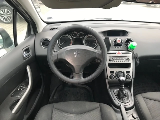 Peugeot 308 1.6HDI/110, снимка 14 - Автомобили и джипове - 38052979