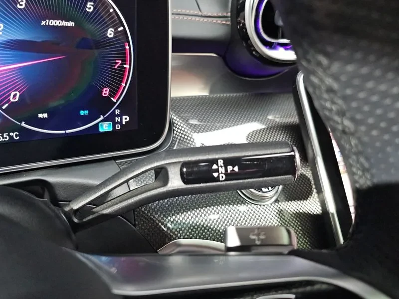 Mercedes-Benz C 300 4Matic Amg Line, снимка 9 - Автомобили и джипове - 55715661